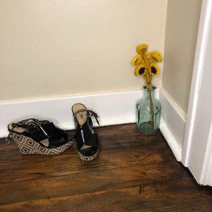 BCBG wedges